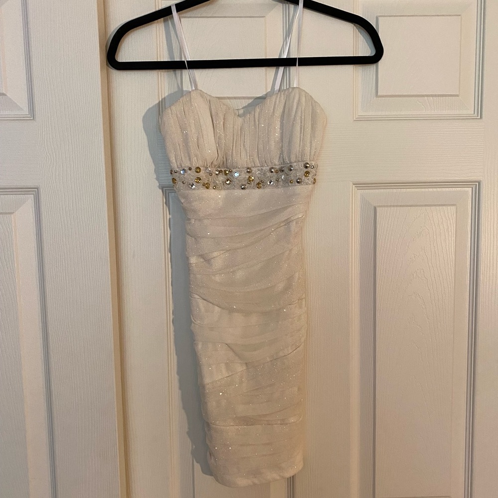 Shimmery mini party dress ✨
